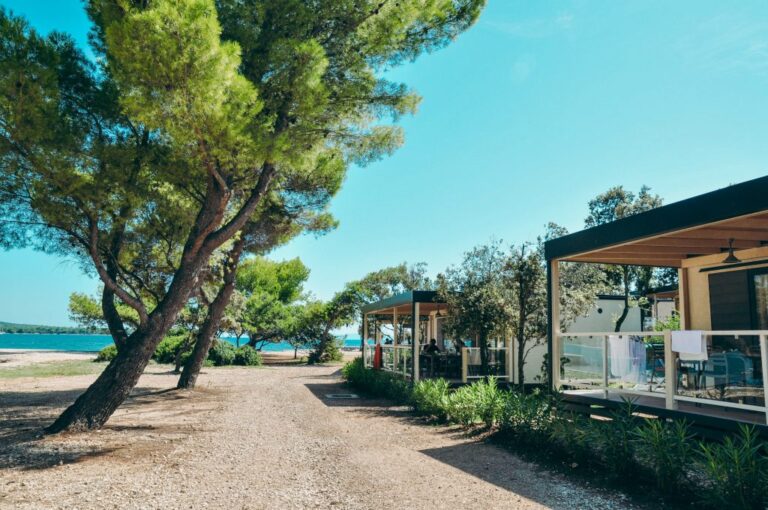 Camping Lopari – domki mobilne – wyspa Lošinj